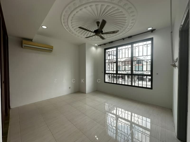 Rumah Teres 2 Tingkat untuk Dijual di Austin Perdana (Tebrau) - Zack Chow - Interior - PropertyGuru.com.my