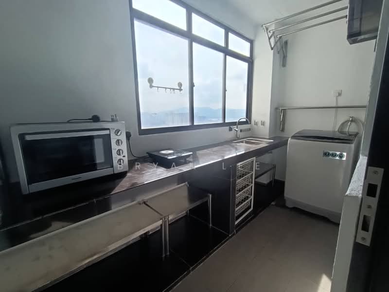 Servis Apartment untuk Disewa di KL Traders Square - Bryan Lee - Kitchen - PropertyGuru.com.my