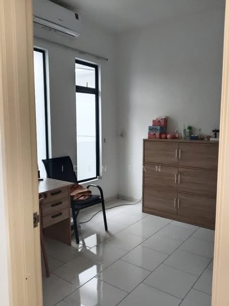 Rumah Teres 1 Tingkat untuk Dijual di Setia Eco Gardens (Gelang Patah) - Iden Tan - Study - PropertyGuru.com.my