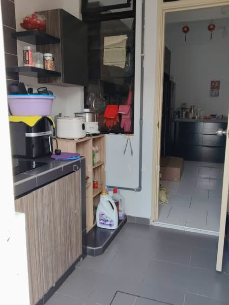 Rumah Teres 1 Tingkat untuk Dijual di Setia Eco Gardens (Gelang Patah) - Iden Tan - Kitchen - PropertyGuru.com.my