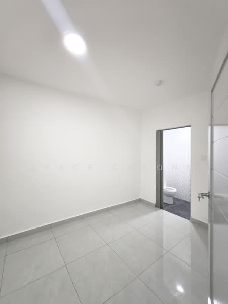 Terraced House for Sale in Taman Damai Jaya (Skudai) - Grace Cheong - Bathroom - PropertyGuru.com.my