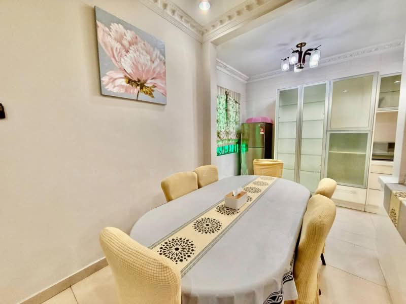 Semi-Detached House for Sale in D'Kayangan (Shah Alam) - Adzura Zamedin - Dining Room - PropertyGuru.com.my