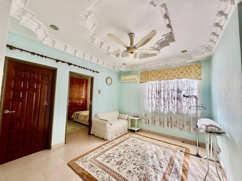 Semi-Detached House for Sale in D'Kayangan (Shah Alam) - Adzura Zamedin - Living Room - PropertyGuru.com.my