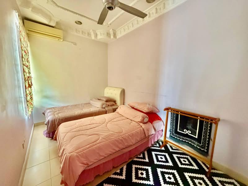 Semi-Detached House for Sale in D'Kayangan (Shah Alam) - Adzura Zamedin - Bedroom - PropertyGuru.com.my