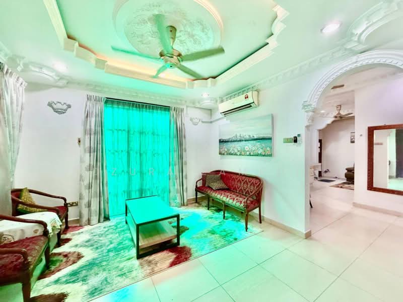 Semi-Detached House for Sale in D'Kayangan (Shah Alam) - Adzura Zamedin - Living Room - PropertyGuru.com.my
