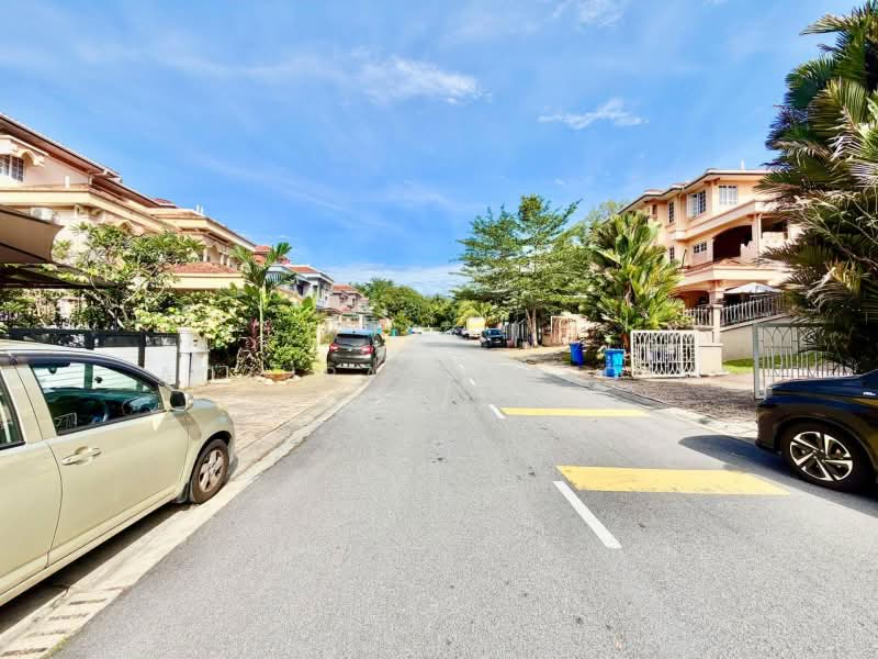 Semi-Detached House for Sale in D'Kayangan (Shah Alam) - Adzura Zamedin - Exterior - PropertyGuru.com.my