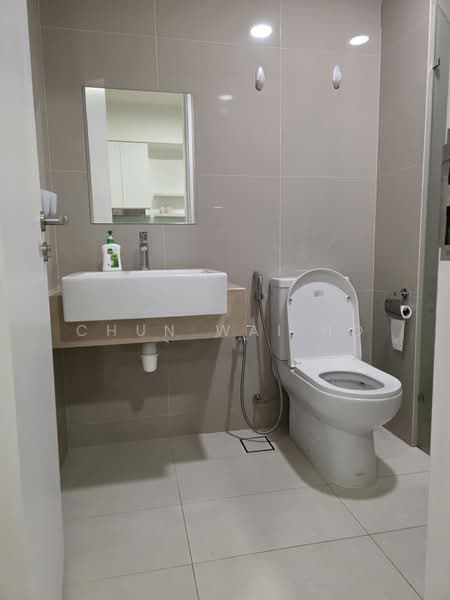 Servis Apartment untuk Disewa di Southlink - Chun Wai Ho - Bathroom - PropertyGuru.com.my