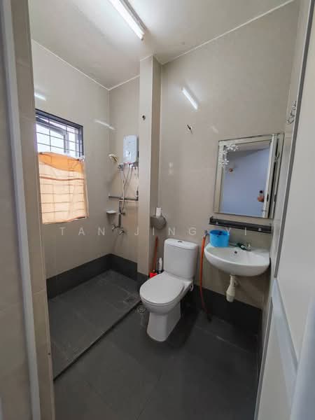 2-storey Terraced House for Sale in Sungai Ara (Penang) - Tan Jing Yi - Bathroom - PropertyGuru.com.my
