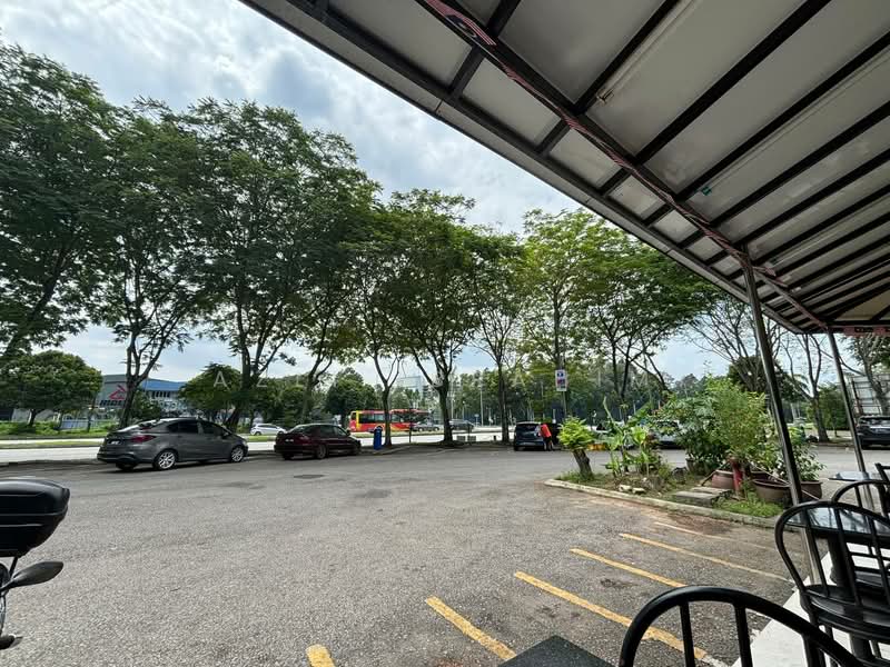 Kedai / Pejabat untuk Dijual di Bukit Jelutong (Shah Alam) - Azli Ibrahim - Exterior - PropertyGuru.com.my