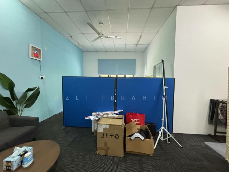 Kedai / Pejabat untuk Dijual di Bukit Jelutong (Shah Alam) - Azli Ibrahim - Interior - PropertyGuru.com.my