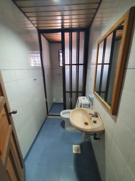 Rumah Bandar untuk Dijual di Cheras (Selangor) - Ronald Loh - Bathroom - PropertyGuru.com.my