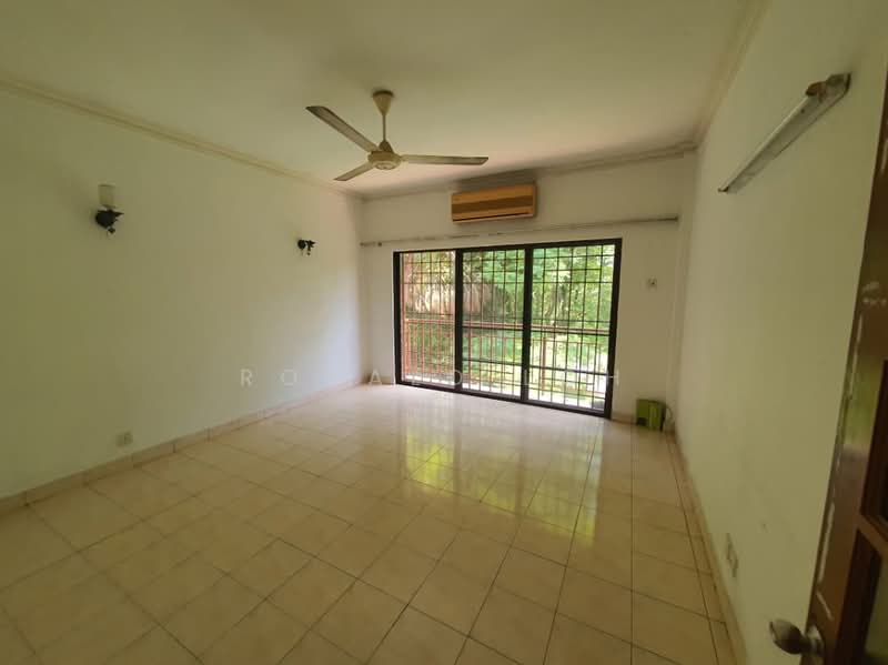 Rumah Bandar untuk Dijual di Cheras (Selangor) - Ronald Loh - Living Room - PropertyGuru.com.my