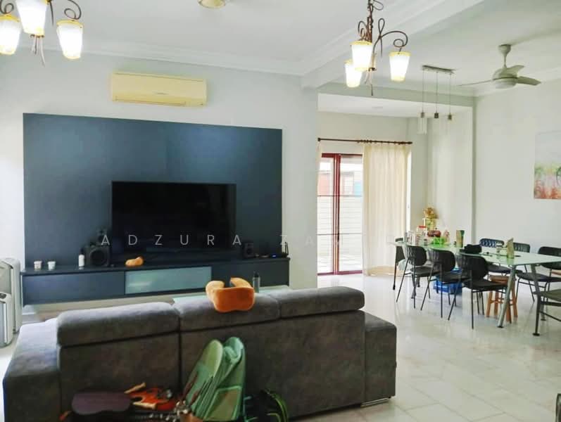 Semi-Detached House for Sale in Seri Kembangan (Selangor) - Adzura Zamedin - Living Room - PropertyGuru.com.my