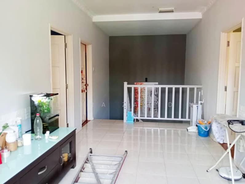 Semi-Detached House for Sale in Seri Kembangan (Selangor) - Adzura Zamedin - PropertyGuru.com.my