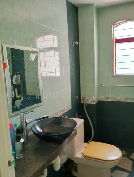 Semi-Detached House for Sale in Seri Kembangan (Selangor) - Adzura Zamedin - PropertyGuru.com.my
