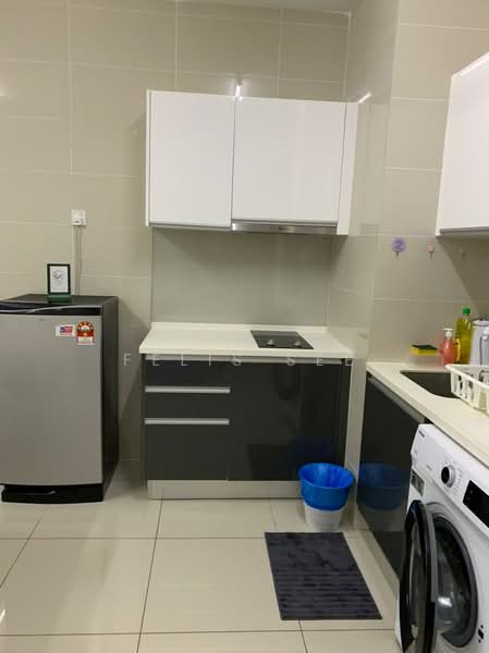 Kediaman Servis untuk Disewa di KL Gateway Residences - Felis See - Kitchen - PropertyGuru.com.my
