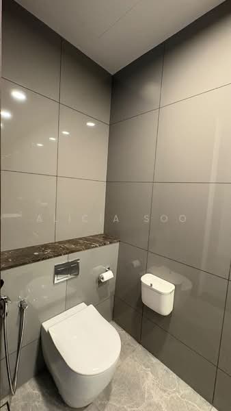 Servis Apartment untuk Dijual di Park Regent @Desa Park City - Alicia Soo - Bathroom - PropertyGuru.com.my