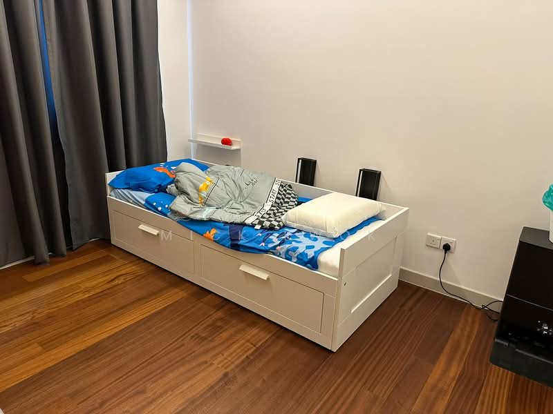 Kondominium untuk Dijual di Residensi Astrea - Mick Kwok - Bedroom - PropertyGuru.com.my