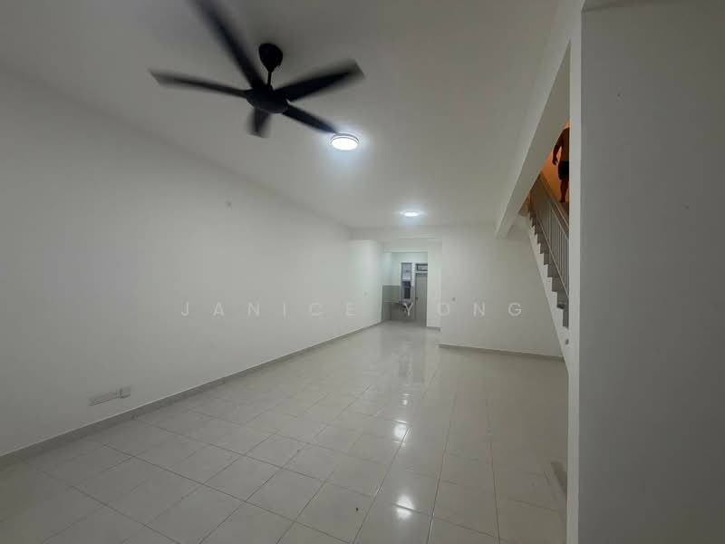 2-storey Terraced House for Rent in Bandar Bistari Perdana (Pasir Gudang) - Janice Yong - Living Room - PropertyGuru.com.my