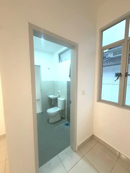 2-storey Terraced House for Rent in Bandar Bistari Perdana (Pasir Gudang) - Janice Yong - Bathroom - PropertyGuru.com.my