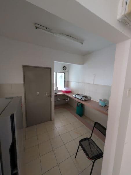 Kondominium untuk Disewa di Angkasa Condominiums - Pui Ling Teoh - Kitchen - PropertyGuru.com.my