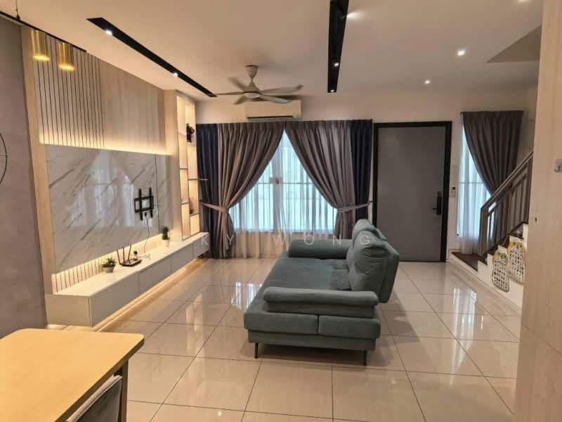 Rumah Teres 2-Tingkat untuk Dijual di Puchong (Selangor) - Sky Wong - Living Room - PropertyGuru.com.my
