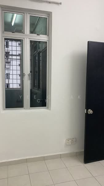 Apartment for Sale at Pangsapuri Lagoon Perdana - Yee Cheak Chen - Interior - PropertyGuru.com.my