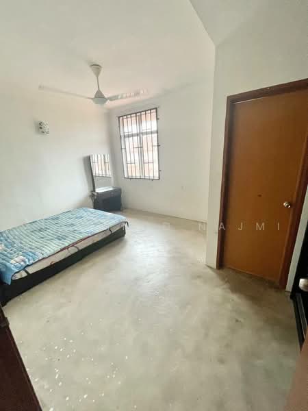 Rumah Teres 2 Tingkat untuk Dijual di Kemaman (Terengganu) - Muhammad Najmi - Bedroom - PropertyGuru.com.my