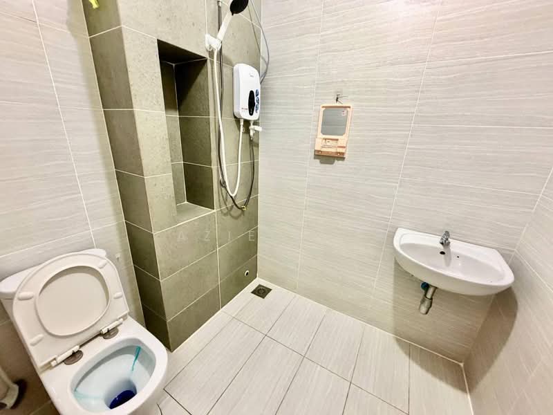 Rumah Teres 2 Tingkat untuk Dijual di Sunsuria City (Dengkil) - Fazie Noor - Bathroom - PropertyGuru.com.my