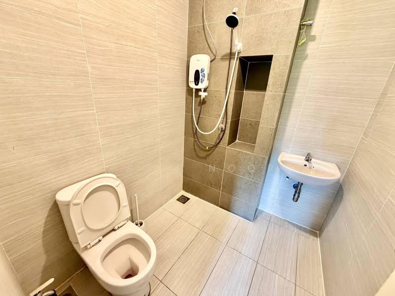 Rumah Teres 2 Tingkat untuk Dijual di Sunsuria City (Dengkil) - Fazie Noor - Bathroom - PropertyGuru.com.my