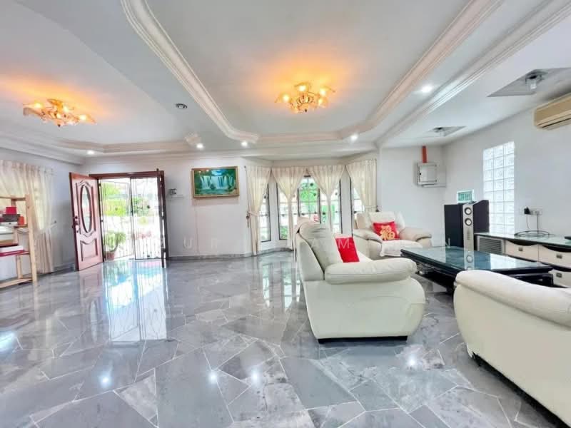 Rumah Banglo untuk Dijual di Taman Bukit Cheras (Cheras) - Adzura Zamedin - Living Room - PropertyGuru.com.my