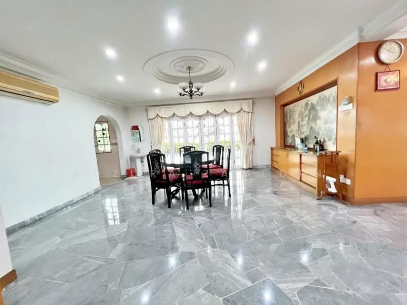 Rumah Banglo untuk Dijual di Taman Bukit Cheras (Cheras) - Adzura Zamedin - Dining Room - PropertyGuru.com.my