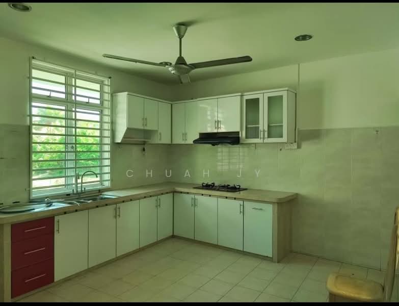 2-storey Terraced House for Sale in Taman Cendana (Juru) - Chuah Jy - Kitchen - PropertyGuru.com.my