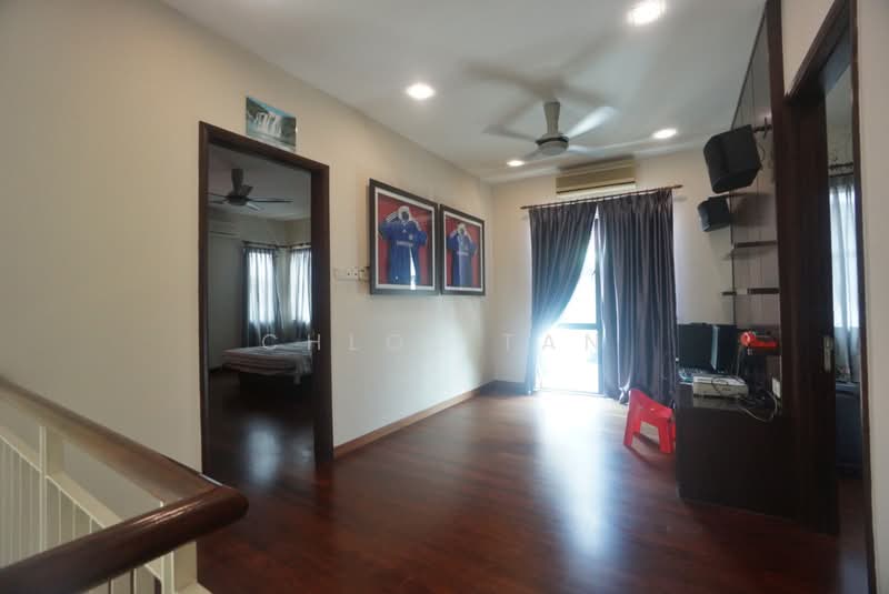 Rumah Banglo untuk Dijual di Kota Kemuning (Shah Alam) - Chloe Tan - Corridor - PropertyGuru.com.my