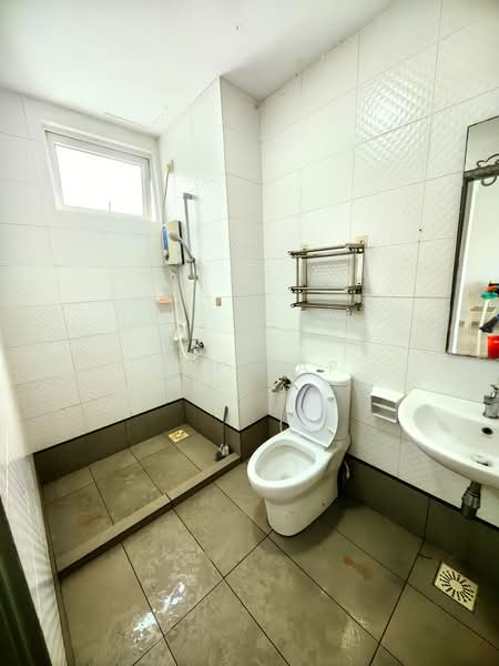 Service Residence for Rent at Seasons Amara Larkin - Sun Yap - Bathroom - PropertyGuru.com.my