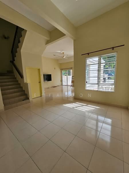 2.5-storey Terraced House for Sale in Ukay Perdana (Ulu Kelang) - Elfa Don - Living Room - PropertyGuru.com.my