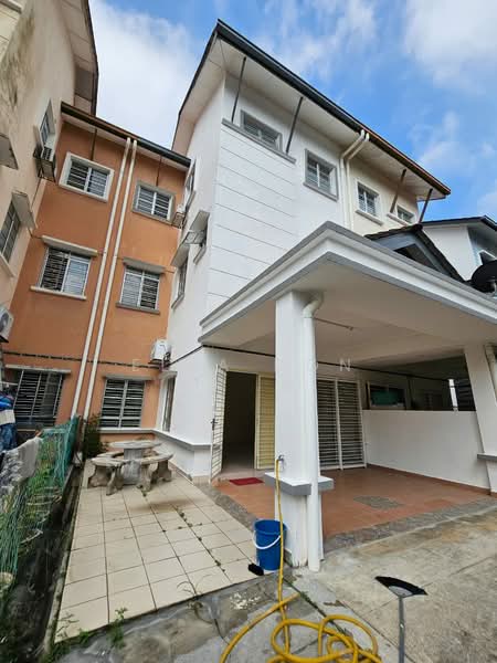 2.5-storey Terraced House for Sale in Ukay Perdana (Ulu Kelang) - Elfa Don - Exterior - PropertyGuru.com.my