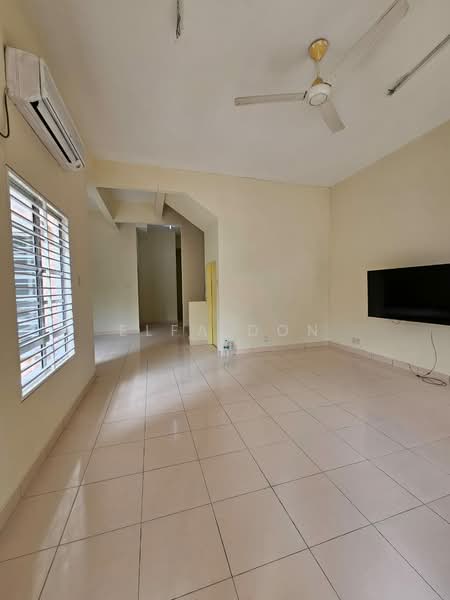 2.5-storey Terraced House for Sale in Ukay Perdana (Ulu Kelang) - Elfa Don - Living Room - PropertyGuru.com.my