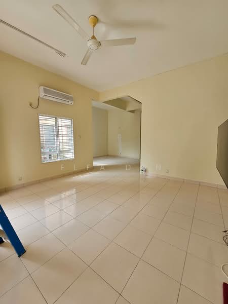 2.5-storey Terraced House for Sale in Ukay Perdana (Ulu Kelang) - Elfa Don - Living Room - PropertyGuru.com.my