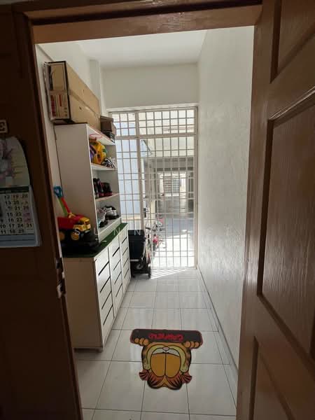 Pangsapuri untuk Dijual di Acres Ville - Sunny Tse - Entrance - PropertyGuru.com.my