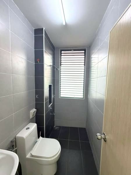 2-storey Terraced House for Sale in Bandar Uda Utama (Johor Bahru) - Karl Lim - Bathroom - PropertyGuru.com.my