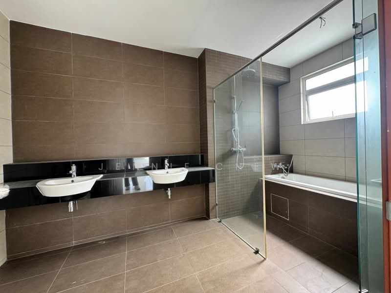 Semi-Detached House for Sale in Ambang Botanic (Klang) - Jennie Chew - Bathroom - PropertyGuru.com.my