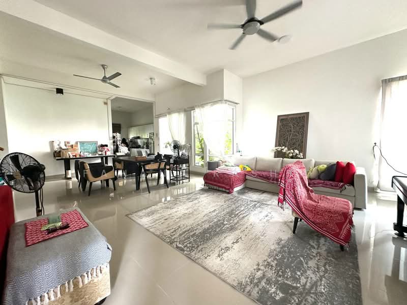 Semi-Detached House for Sale in Seksyen U10 (Shah Alam) - Fahana Rashid - Living Room - PropertyGuru.com.my