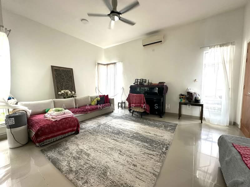 Semi-Detached House for Sale in Seksyen U10 (Shah Alam) - Fahana Rashid - Living Room - PropertyGuru.com.my
