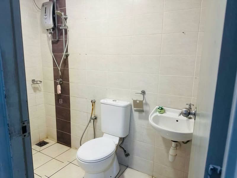 Servis Apartment untuk Disewa di Park @ One South - Brandon Yee - Bathroom - PropertyGuru.com.my