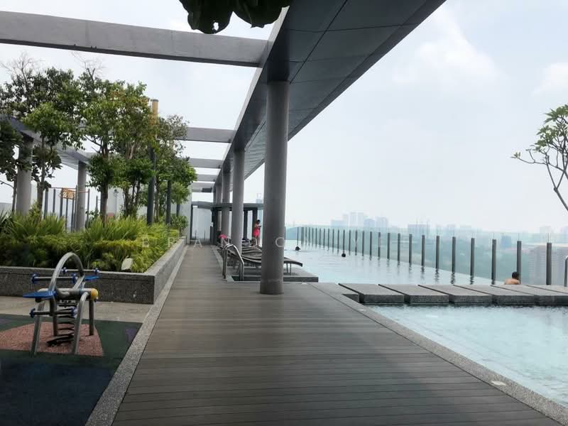 Servis Apartment untuk Disewa di Park @ One South - Brandon Yee - Pool - PropertyGuru.com.my