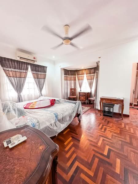Bungalow for Sale in Bandar Country Homes (Rawang) - Azian Nasa - PropertyGuru.com.my