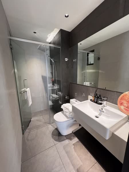 Servis Apartment untuk Dijual di Sunway Cochrane - Billy Tan - Bathroom - PropertyGuru.com.my