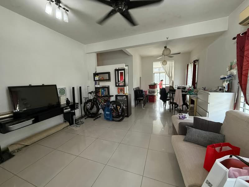 Townhouse for Rent in Bandar Bukit Puchong 2 (Puchong) - Bryan Lee - Living Room - PropertyGuru.com.my