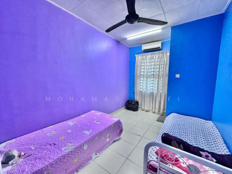 Rumah Teres 2-Tingkat untuk Dijual di Bandar Tiram (Ulu Tiram) - Mohamad Rahfi - Bedroom - PropertyGuru.com.my
